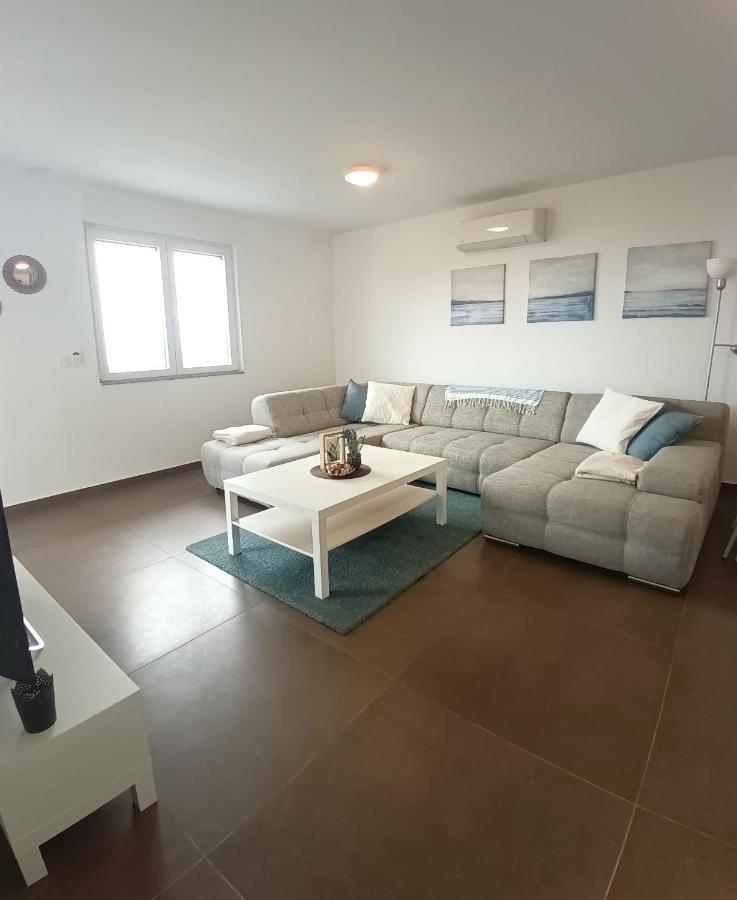 Searenity Pool Suite - Seafront Krmpote-Vodice Esterno foto