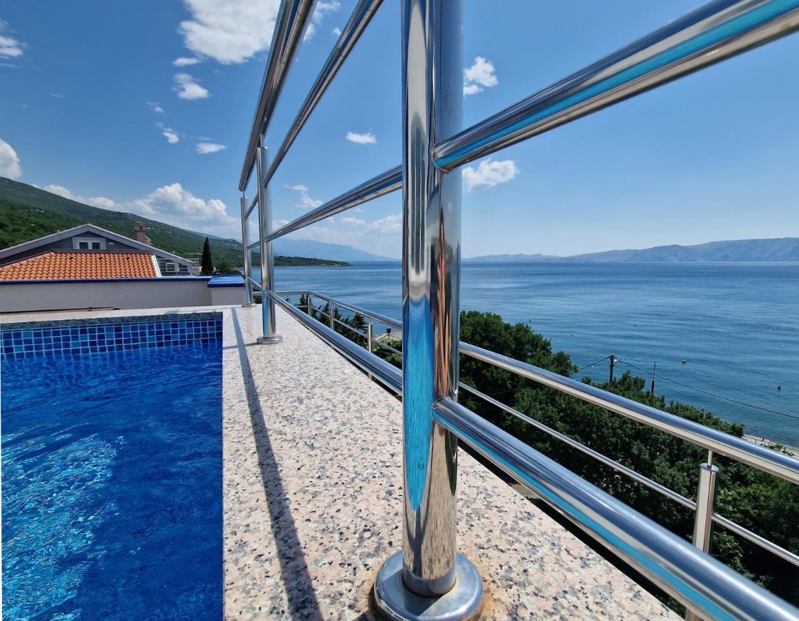 Searenity Pool Suite - Seafront Krmpote-Vodice Esterno foto
